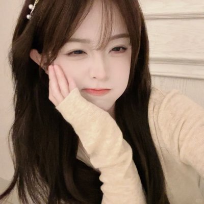 踉跄女孩